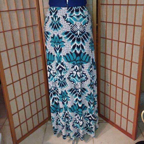 DEPT222 Women's Abstract Pattern Print Maxi Skirt Petite Small - Picture 4 of 8